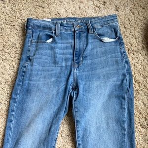 American Eagle Super Hi-Rise Jegging
